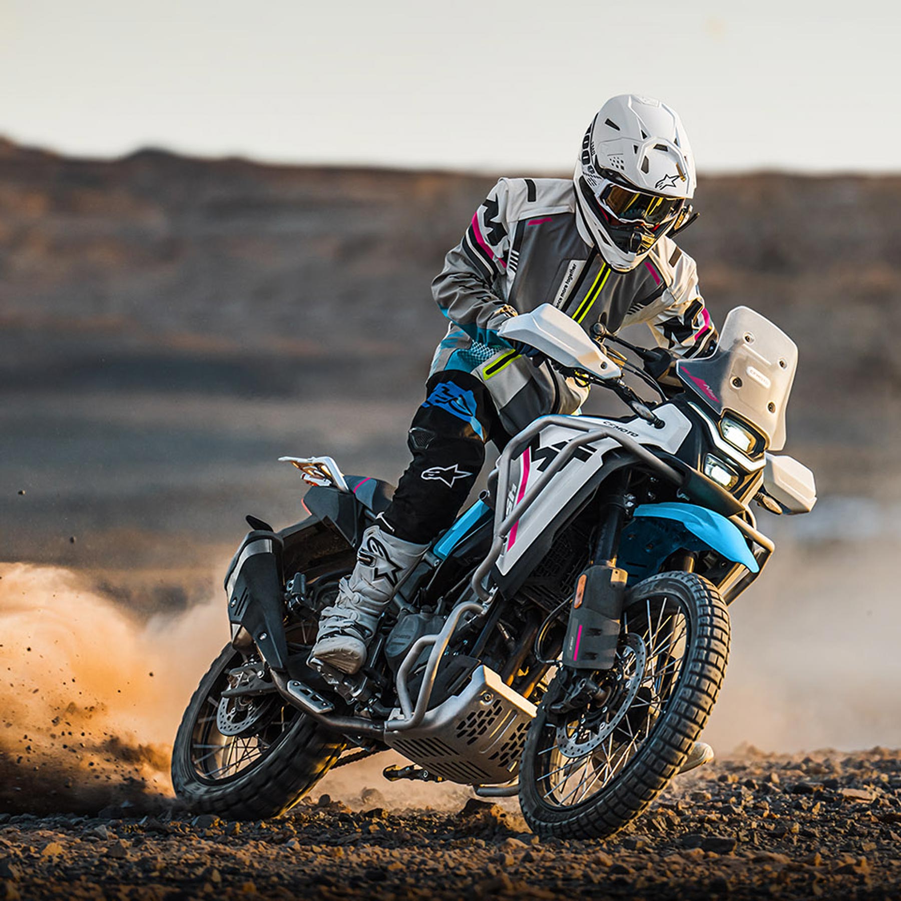 CFMOTO 450MT 2026
